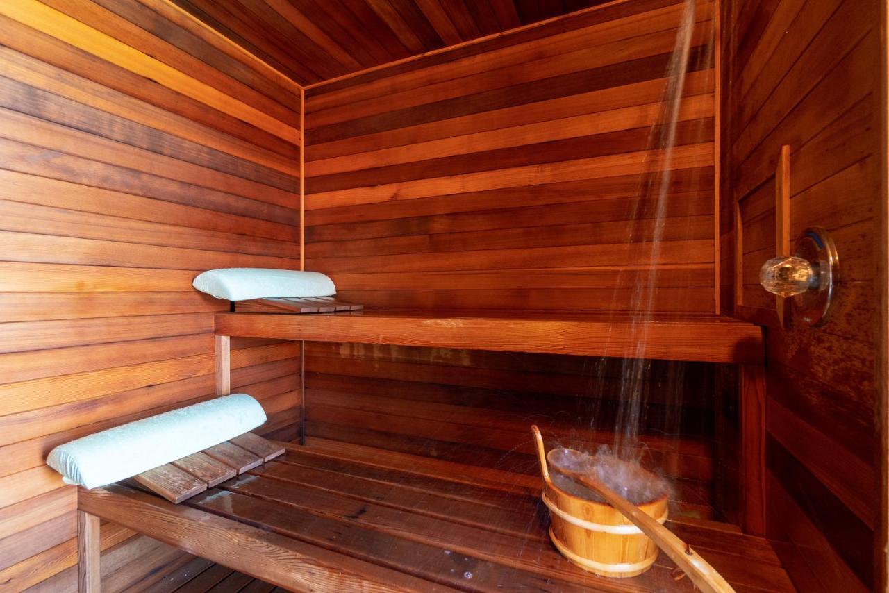להיינה Noahs Hideaway Luxury B&B מראה חיצוני תמונה